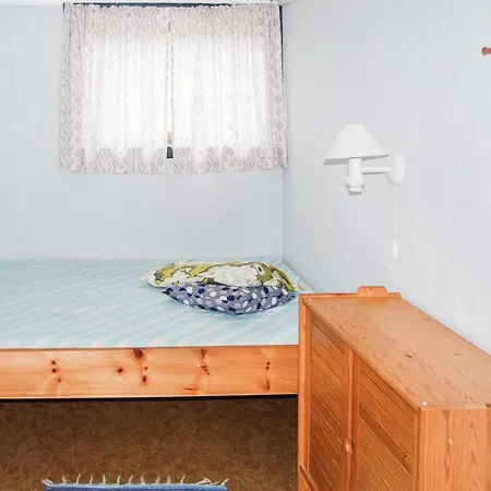 Holiday home Ytre Matre *